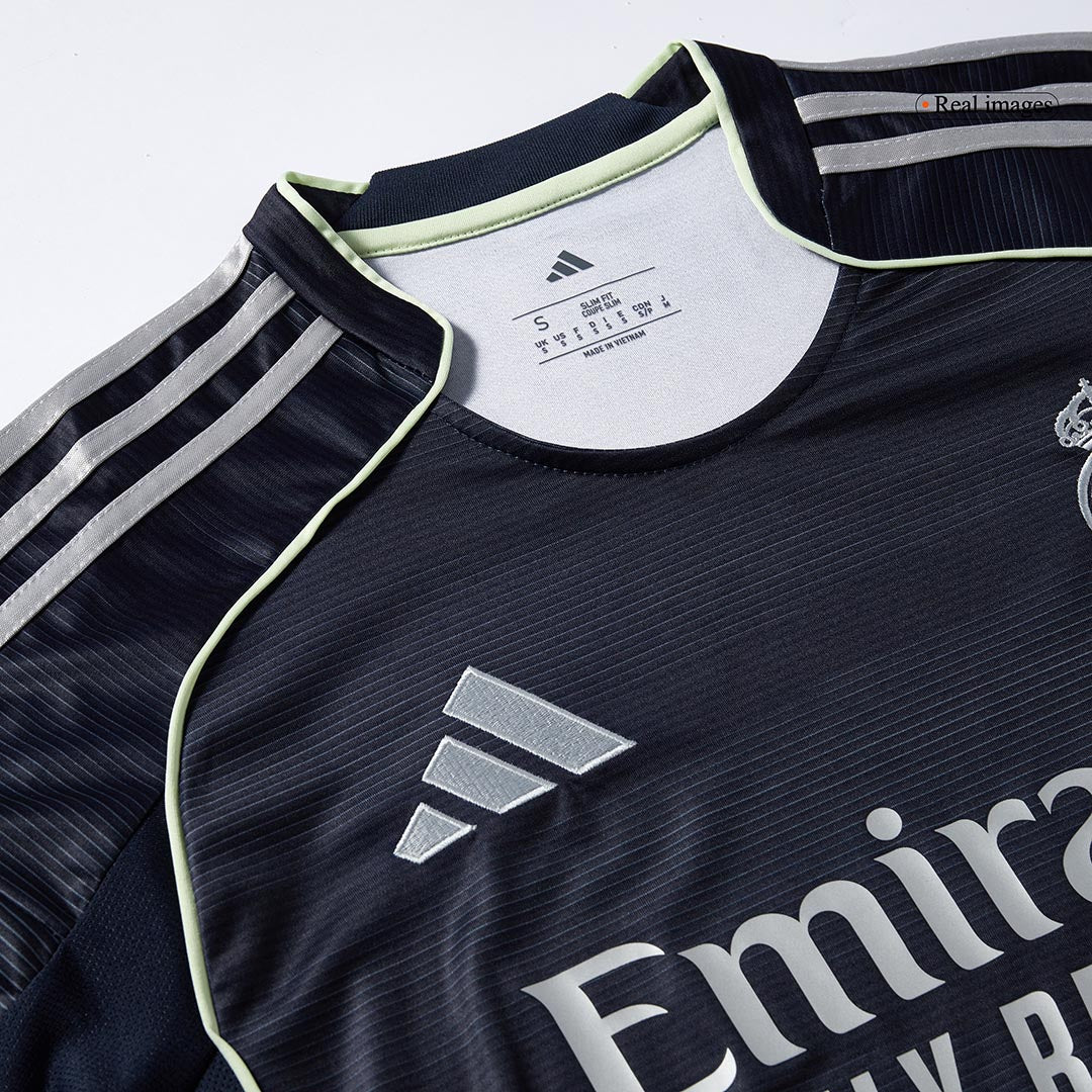 VALVERDE #8 Real Madrid Uitshirt 2025/26